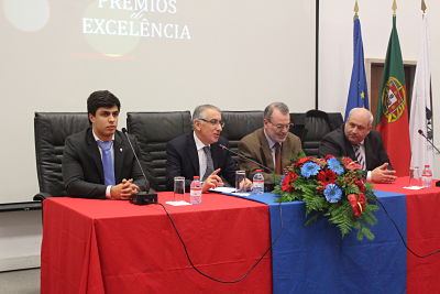 2014 sessao-solene-de-entrega-de-premios-excelencia-iscal 3