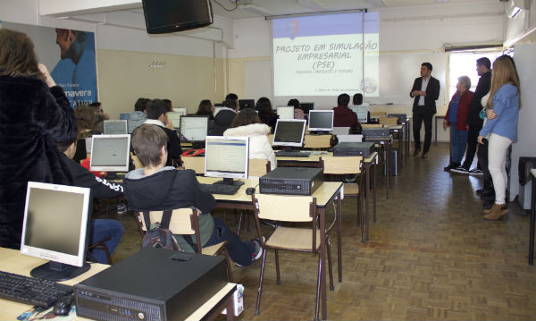 O ISCAL participa no programa Cientificamente Provável